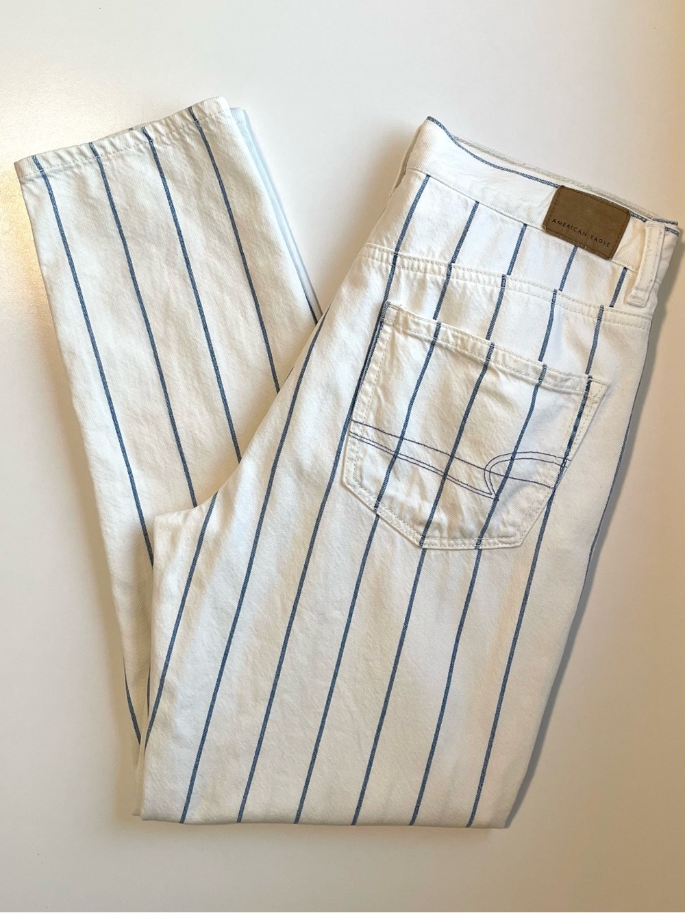 American Eagle Striped Mom Jeans - Lightweight & 100 Cotton - Size 6 Regular